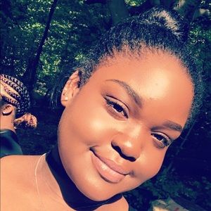 Meet your Posher, Tara